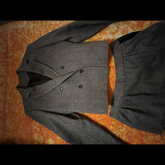 Daniel for Spellbound black two piece skirt suit - Picture 4 of 5